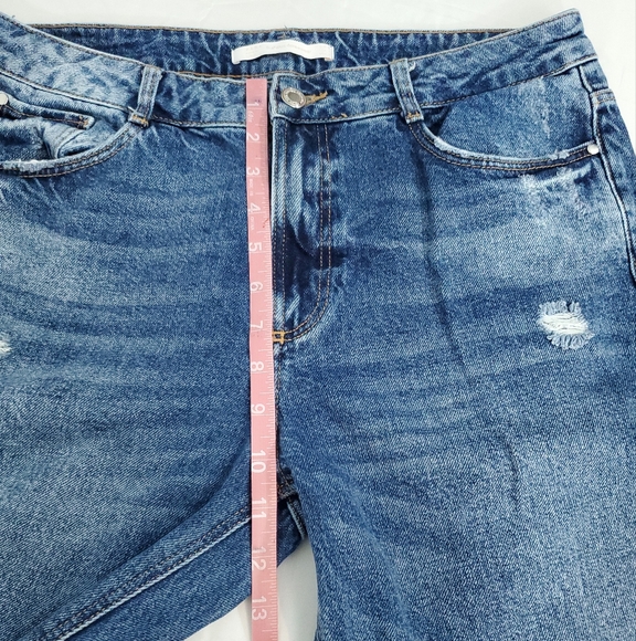 Zara Women's High Rise Raw Hem Denim Fish Net Ripped Cropped Blue Jeans Size 10 - Picture 7 of 12